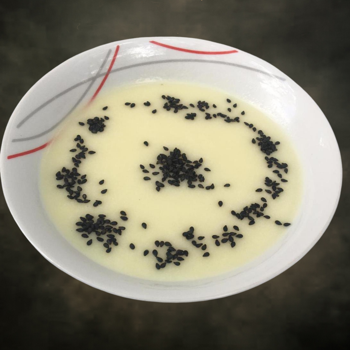 Supă Cremă de Sparanghel cu Crutoane